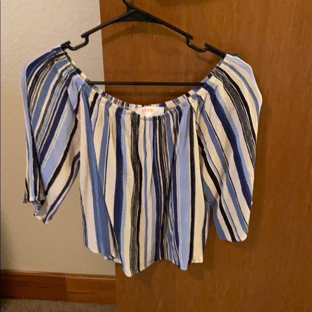 Renee off the shoulder Crop